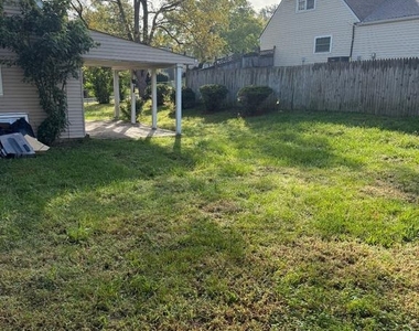 10315 Angora Drive - Photo Thumbnail 7