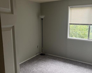 7328 Donnell Place - Photo Thumbnail 8