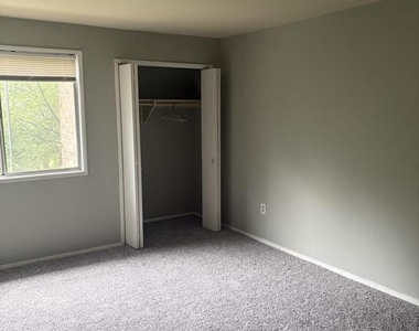 7328 Donnell Place - Photo Thumbnail 3