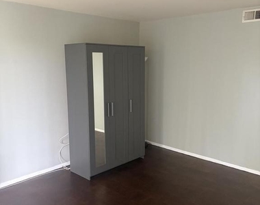 7328 Donnell Place - Photo Thumbnail 16
