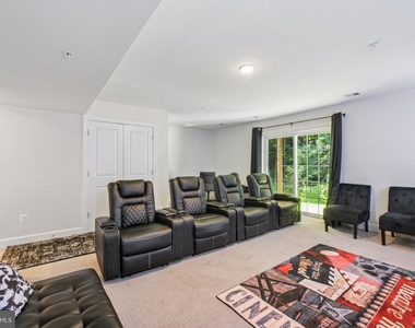 9123 Fox Stream Way - Photo Thumbnail 48