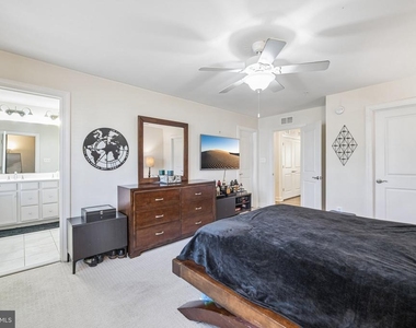 9123 Fox Stream Way - Photo Thumbnail 30