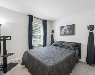 9123 Fox Stream Way - Photo Thumbnail 23