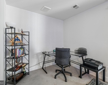 9123 Fox Stream Way - Photo Thumbnail 44
