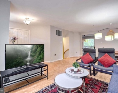 18806 Harmony Woods Lane - Photo Thumbnail 4