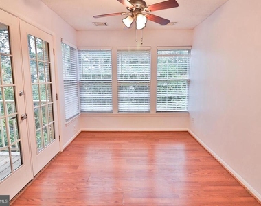 13110 Briarcliff Terrace - Photo Thumbnail 10