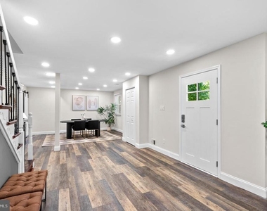 11919 Tildenwood Drive - Photo Thumbnail 9