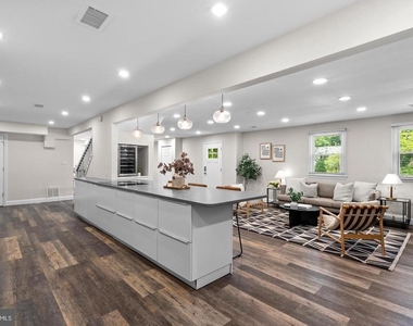 11919 Tildenwood Drive - Photo Thumbnail 2