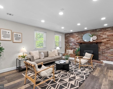 11919 Tildenwood Drive - Photo Thumbnail 12