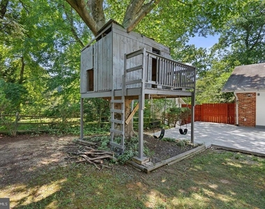 11919 Tildenwood Drive - Photo Thumbnail 39