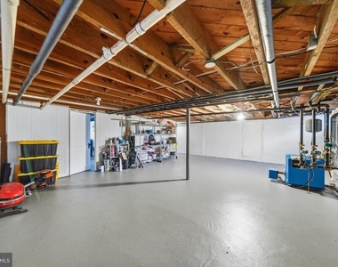 26015 Woodfield Road - Photo Thumbnail 35