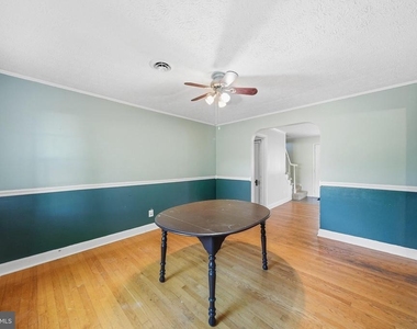 26015 Woodfield Road - Photo Thumbnail 10