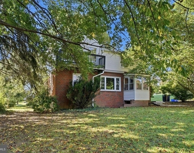 26015 Woodfield Road - Photo Thumbnail 45