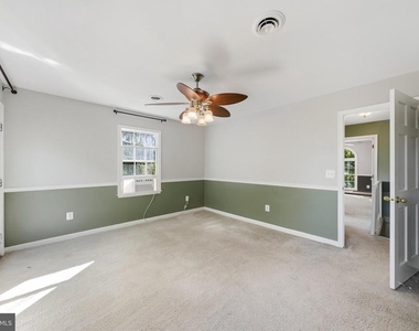 26015 Woodfield Road - Photo Thumbnail 24