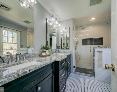 12108 Triple Crown Road - Photo Thumbnail 8