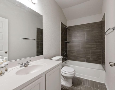 3635 Twin Dish Way - Photo Thumbnail 7
