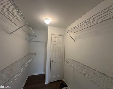 10702 Kings Riding Way - Photo Thumbnail 21