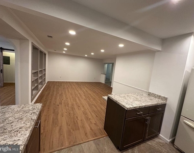 10702 Kings Riding Way - Photo Thumbnail 6