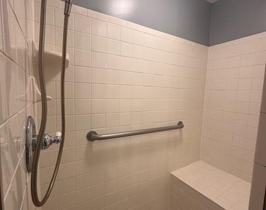 10702 Kings Riding Way - Photo Thumbnail 18