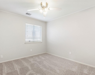 15204 Drusillas Dr - Photo Thumbnail 15