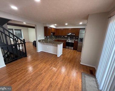 14800 Crosswood Terrace - Photo Thumbnail 1