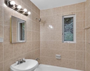 10406 Montrose Avenue - Photo Thumbnail 22