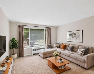10406 Montrose Avenue - Photo Thumbnail 4