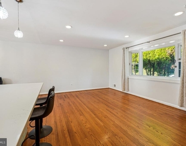 6 Kerwood Court - Photo Thumbnail 9