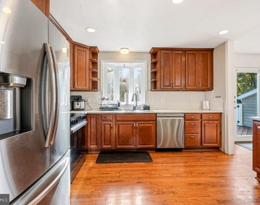 6 Kerwood Court - Photo Thumbnail 16