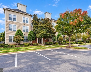 110 Watkins Pond Boulevard - Photo Thumbnail 1