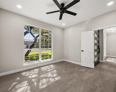 4117 Travis Country Cir - Photo Thumbnail 25