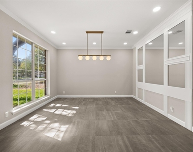 4117 Travis Country Cir - Photo Thumbnail 3