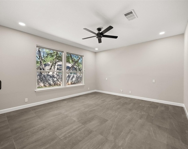 4117 Travis Country Cir - Photo Thumbnail 28