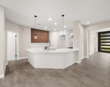 4117 Travis Country Cir - Photo Thumbnail 16