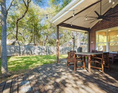 4117 Travis Country Cir - Photo Thumbnail 36