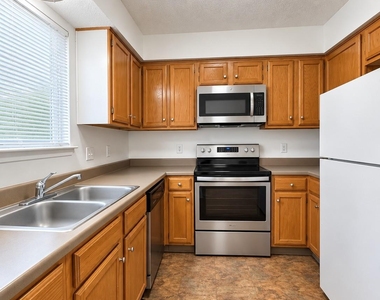 2011 Kirksey Dr - Photo Thumbnail 7