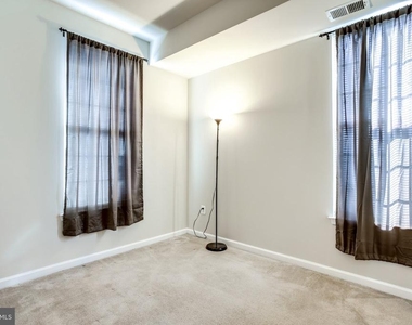 7125 Penny Lane - Photo Thumbnail 14