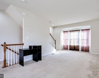 7125 Penny Lane - Photo Thumbnail 9