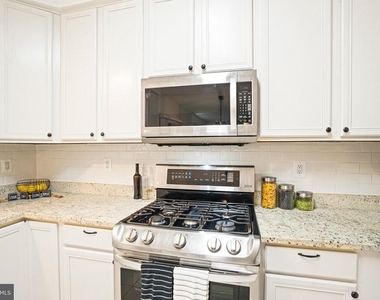 6331 Patuxent Quarter Road - Photo Thumbnail 14