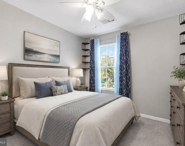 7832 Blue Stream Drive - Photo Thumbnail 21