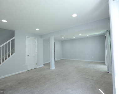 8115 Bethel Lane - Photo Thumbnail 19