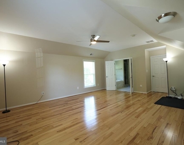 8115 Bethel Lane - Photo Thumbnail 25