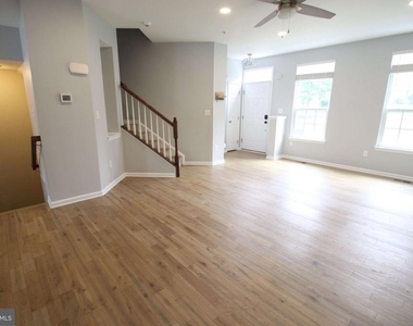 6713 Caleb Dorsey Square - Photo Thumbnail 10