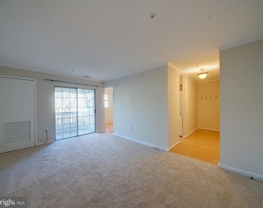 8513 Falls Run Road - Photo Thumbnail 5