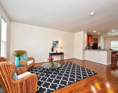 2965 Galloway Place - Photo Thumbnail 6