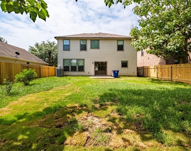 9109 Ipswich Bay Dr - Photo Thumbnail 24