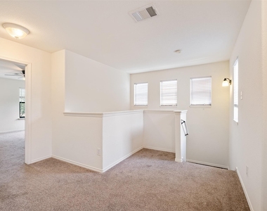 9109 Ipswich Bay Dr - Photo Thumbnail 21