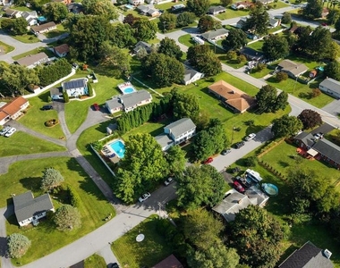 511 Marshall Drive - Photo Thumbnail 45