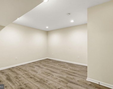 5605 Ringwood Drive - Photo Thumbnail 27