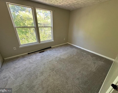 36 Trailwood Road - Photo Thumbnail 5